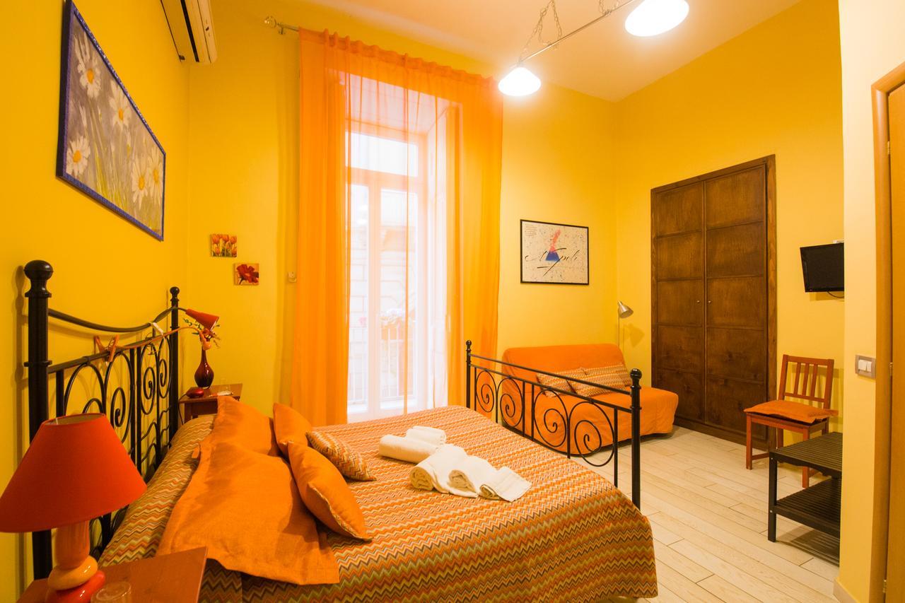 Bed & Breakfast Piazza Dante Napoli Bagian luar foto